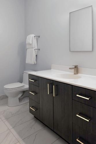 Charming Lincoln Park Suites By Sonder
