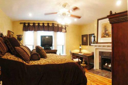 Gaslight Bed & Breakfast