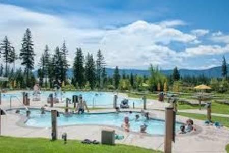 Suncadia ? Privacy? Views ? Hot Tub|fireplace|deck