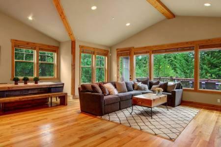 Suncadia ? Privacy? Views ? Hot Tub|fireplace|deck