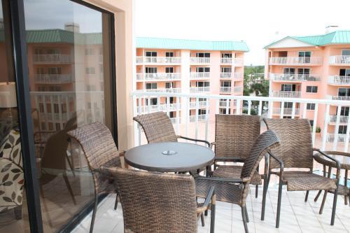 Beach Palms 404 Apartment