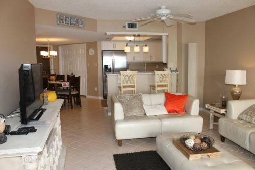 Beach Palms 404 Apartment