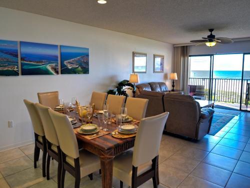 Apartamento Surfside Condos 202