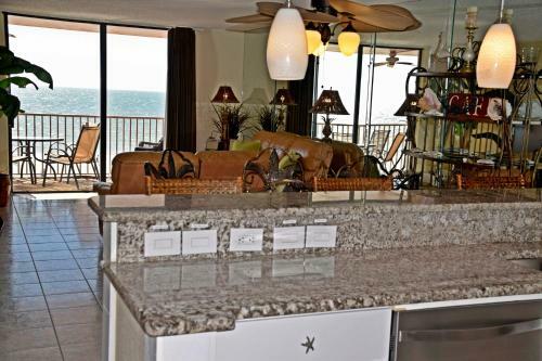 Apartamento Sandcastle II #404