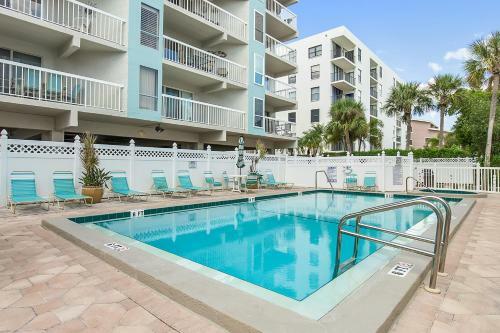 Water View On Indian Rocks Beach