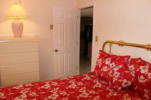 Beach Palms 405 Apartment