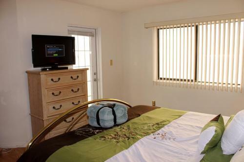 Beach Palms 405 Apartment