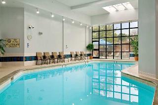 Hotel Hilton Suites Brentwood