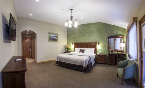 Hotel Golden Arrow Lakeside Resort