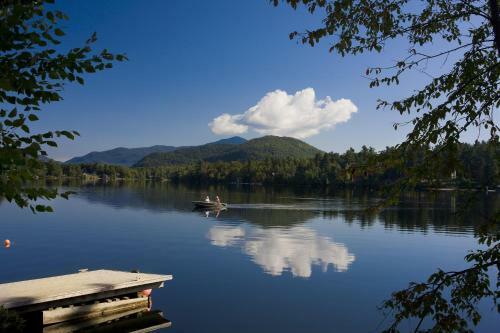 Hotel Golden Arrow Lakeside Resort