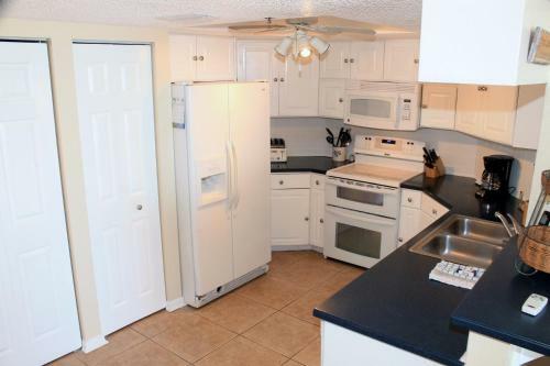 Beach Palms 406 Apartment