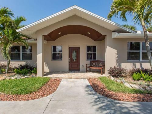 770 Mandalay Ave Home