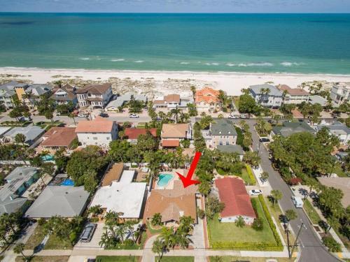 770 Mandalay Ave Home