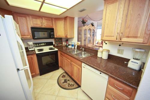 Apartamento Sand Castle II Condo #605