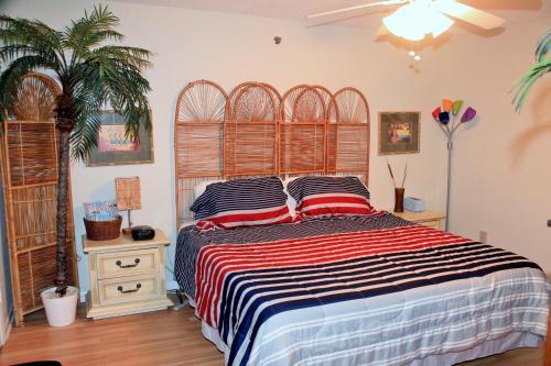 Pointe 403 Apartment