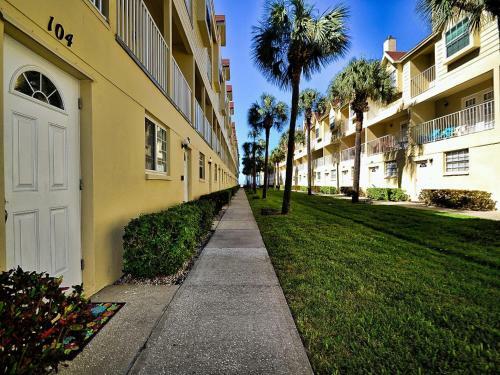 Sunset Villa Unit 104