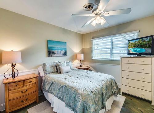 855 Mandalay Ave Home