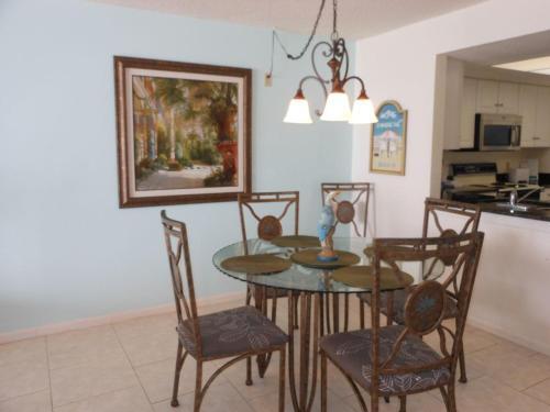 Apartamento Sand Castle II Condo #802