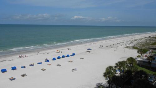 Apartamento Sand Castle II Condo #802
