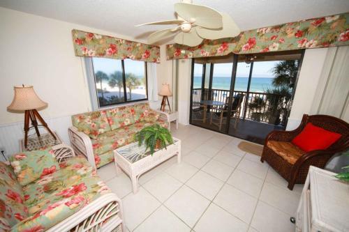 Apartamento Sand Castle III Condo #301
