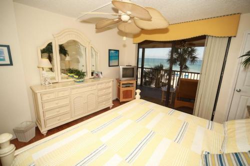 Apartamento Sand Castle III Condo #301