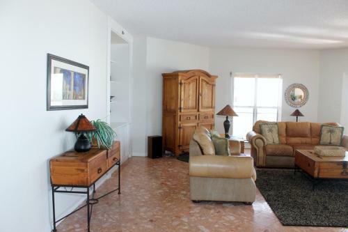 Beach Palms 504 Apartment