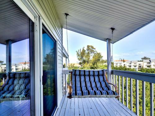 One Bedroom Apartment On Gulf