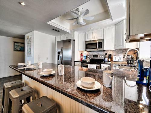 Apartamento Surfside Condos 204