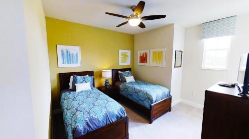 Three-bedroom Townhome With Private Pool (1631)