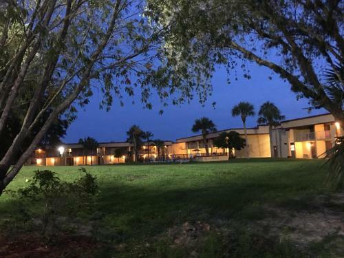 Hotel Rodeway Inn