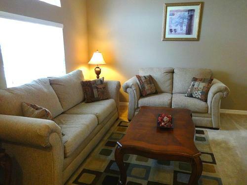 Palm Spring Four-bedroom Home 1ps