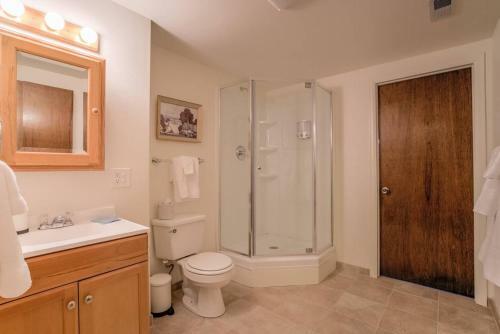 3bdrm Value And Comfort?cheyenne Mountain Suburbs!