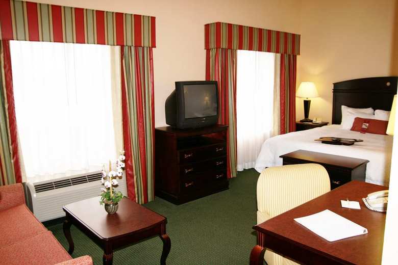 Hotel Hampton Inn & Suites Pensacola-university Mall Fl
