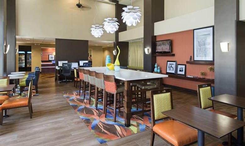 Hotel Hampton Inn & Suites Pensacola-university Mall Fl