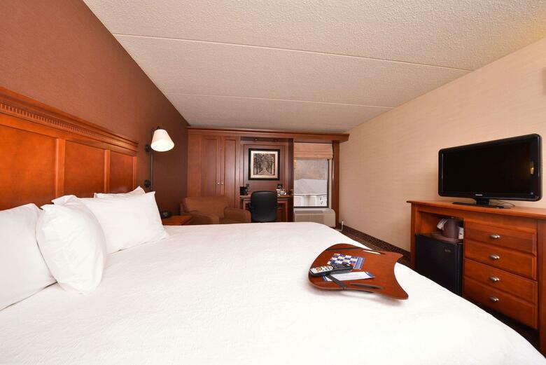 Mcknight Hotel