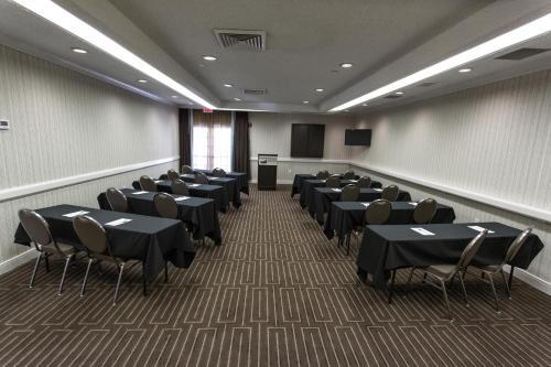 Hotel Homewood Suites By Hilton Savannah Ga
