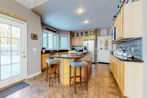 285 Randall Farm