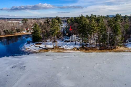 468 Pequawket Drive