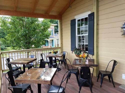 Hotel The Railroad Inn