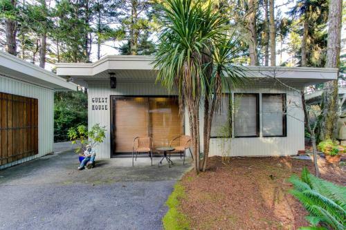 Seagate Guest House