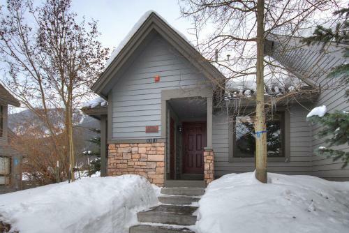 Woods24 Townhome Townhouse