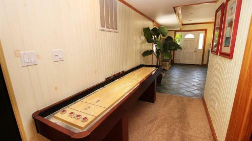 Inn Sea-clusion