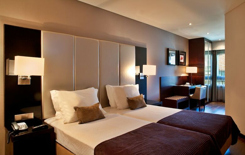 Luxe Hotel