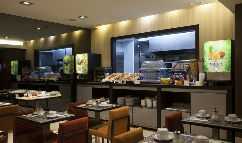 Luxe Hotel