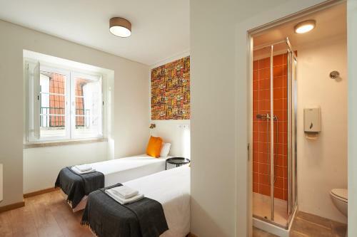 Evidencia Light Sta. Catarina Hotel