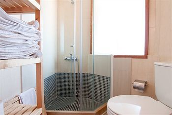 Alfama River Apartments