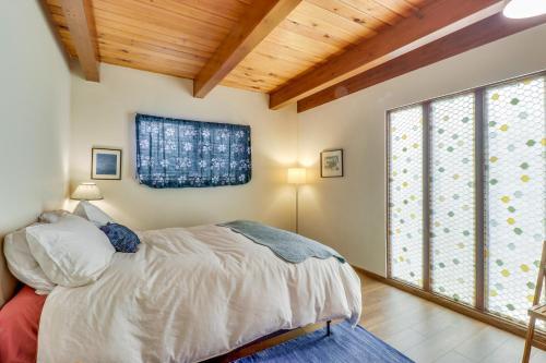 Coupeville Waterfront Comfort