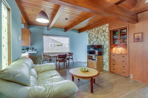 Coupeville Waterfront Comfort