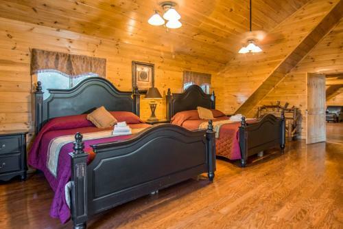 Moose Hollow Lodge