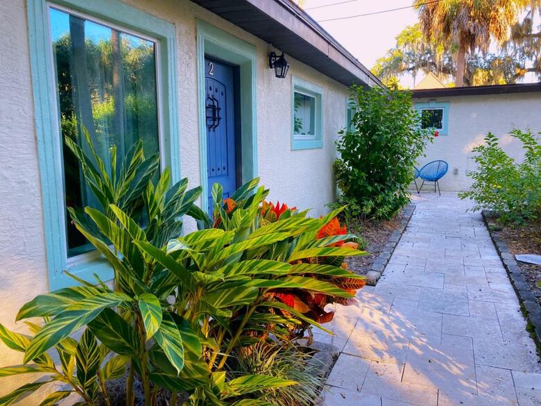 Hotel Retreat At Crystal Manatee